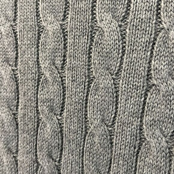 GAP Vintage Gray Cable Knit Sweater - Picture 2 of 5